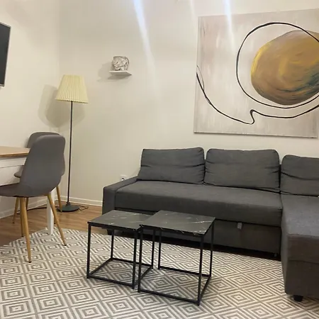 Tabago Studio 22 *